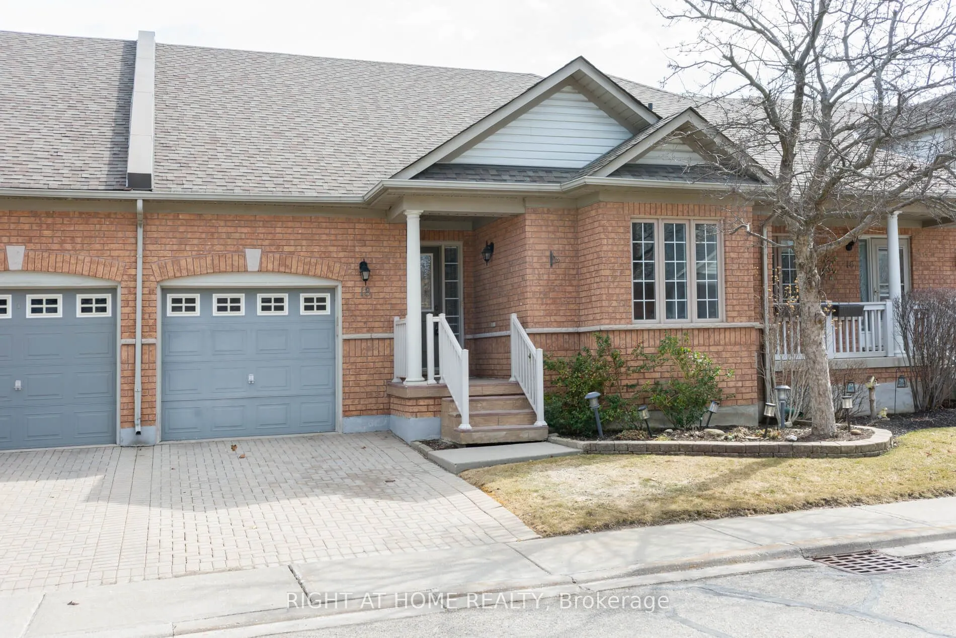 18 Orchard Park Gate, #1