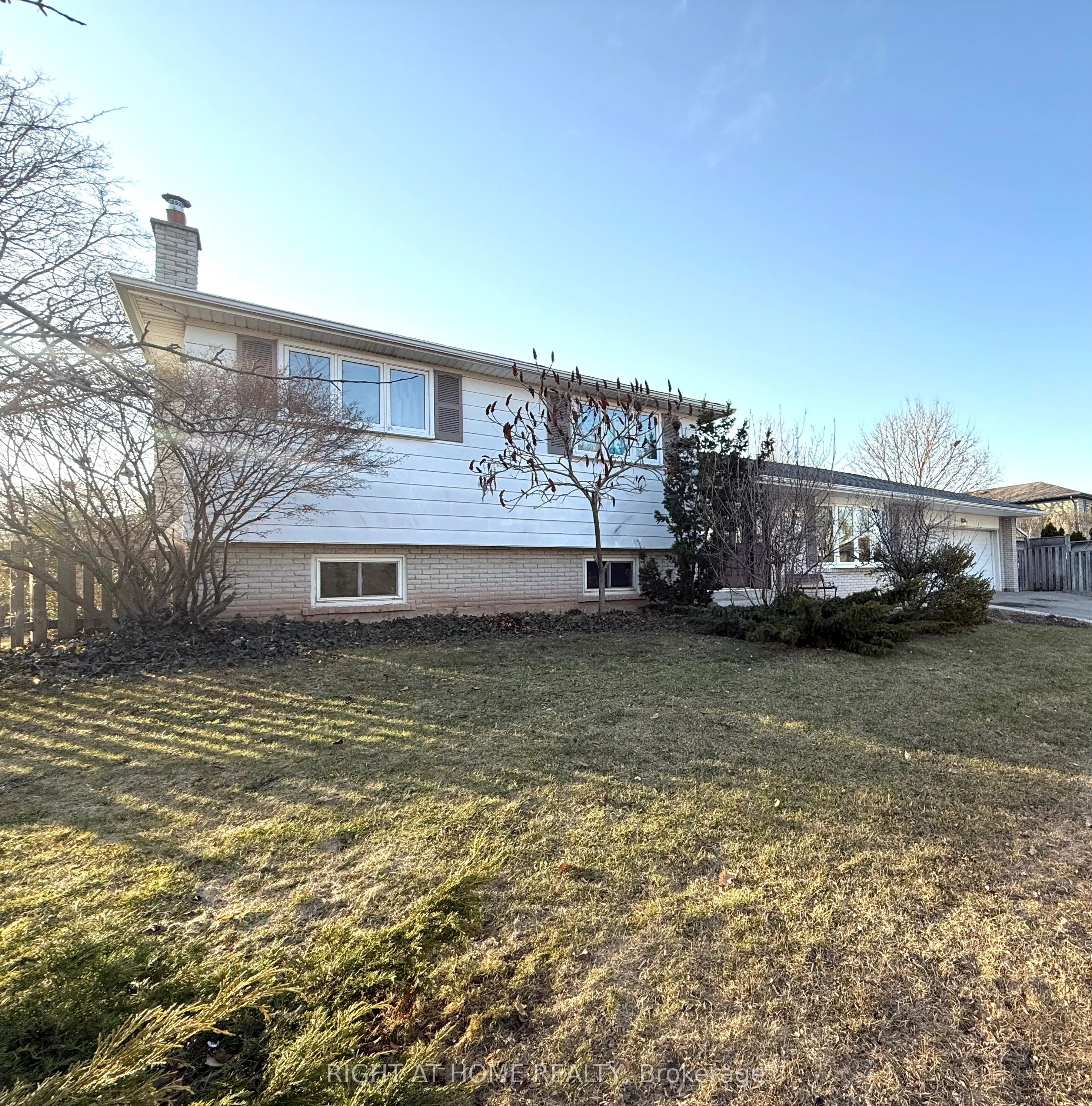 2673 Thorn Lodge Drive