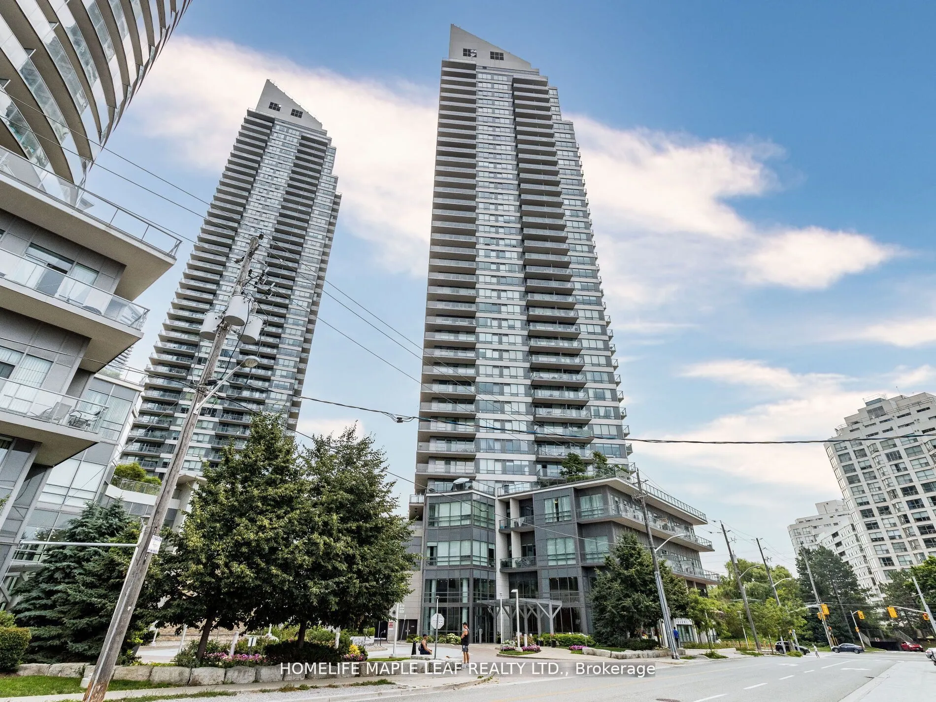 2240 Lakeshore Boulevard W, #LPH02
