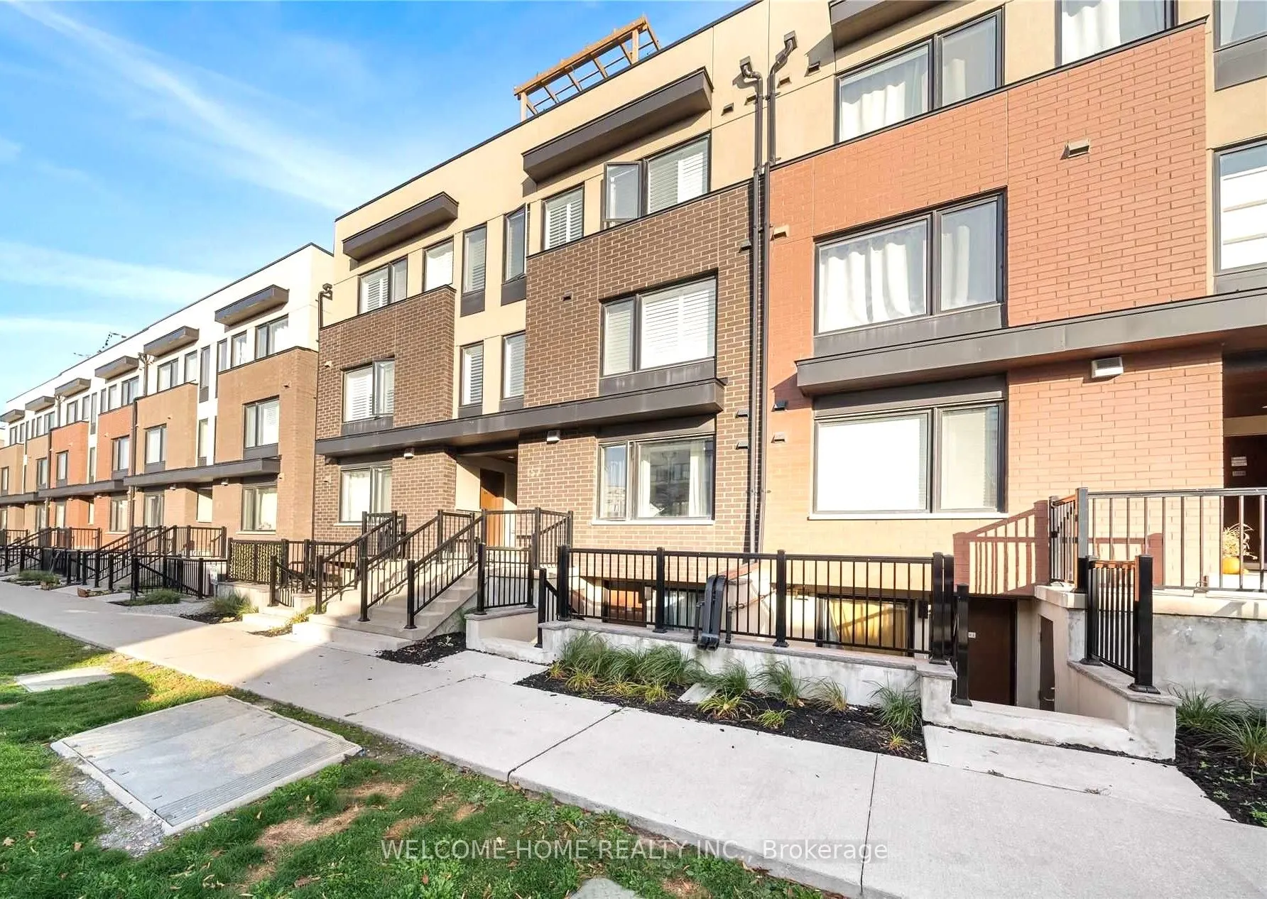 155 William Duncan Road, #1