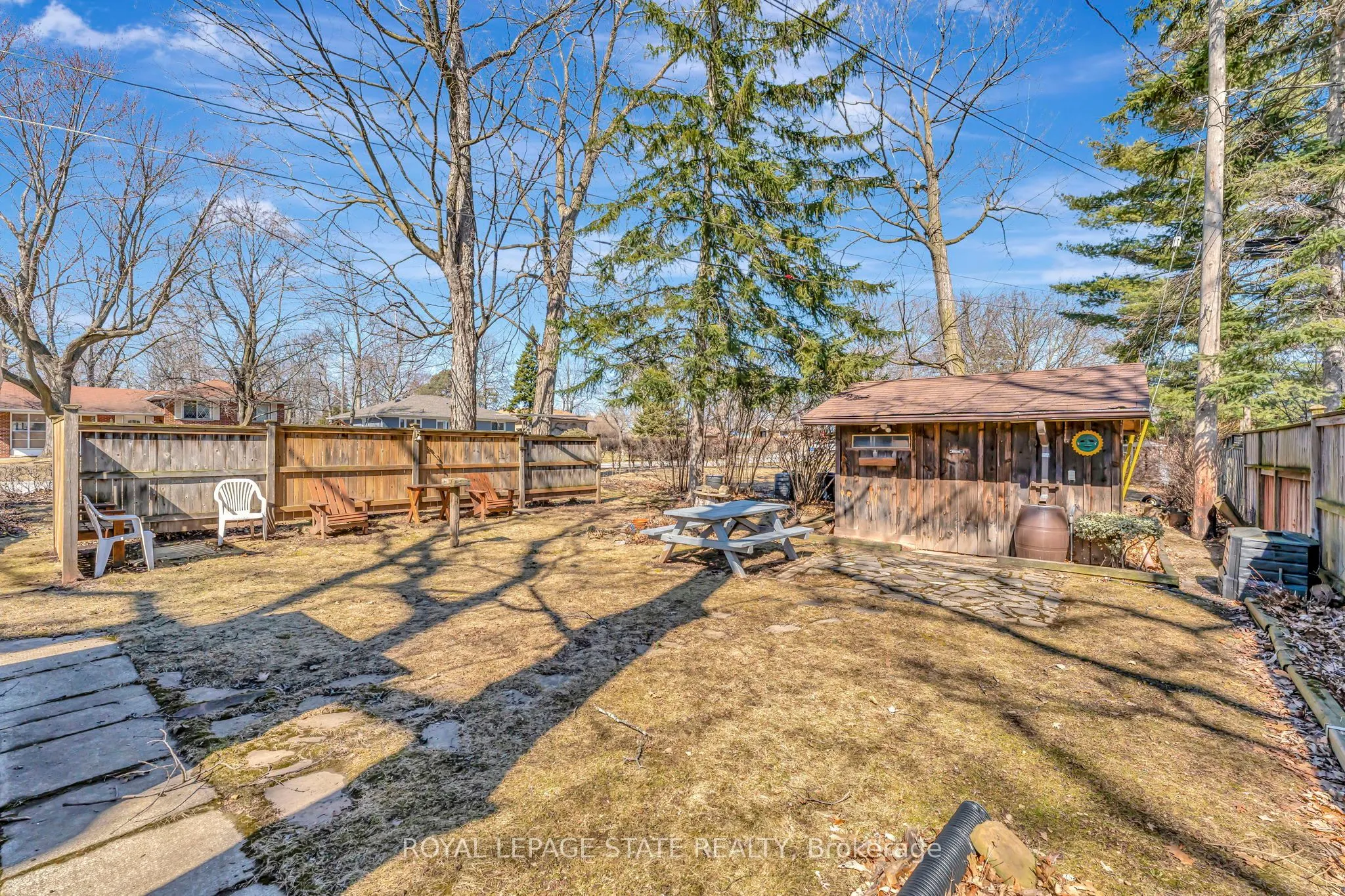 429 Norrie Crescent