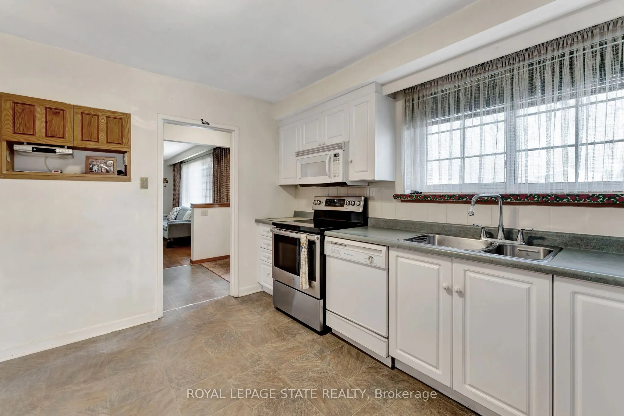 429 Norrie Crescent