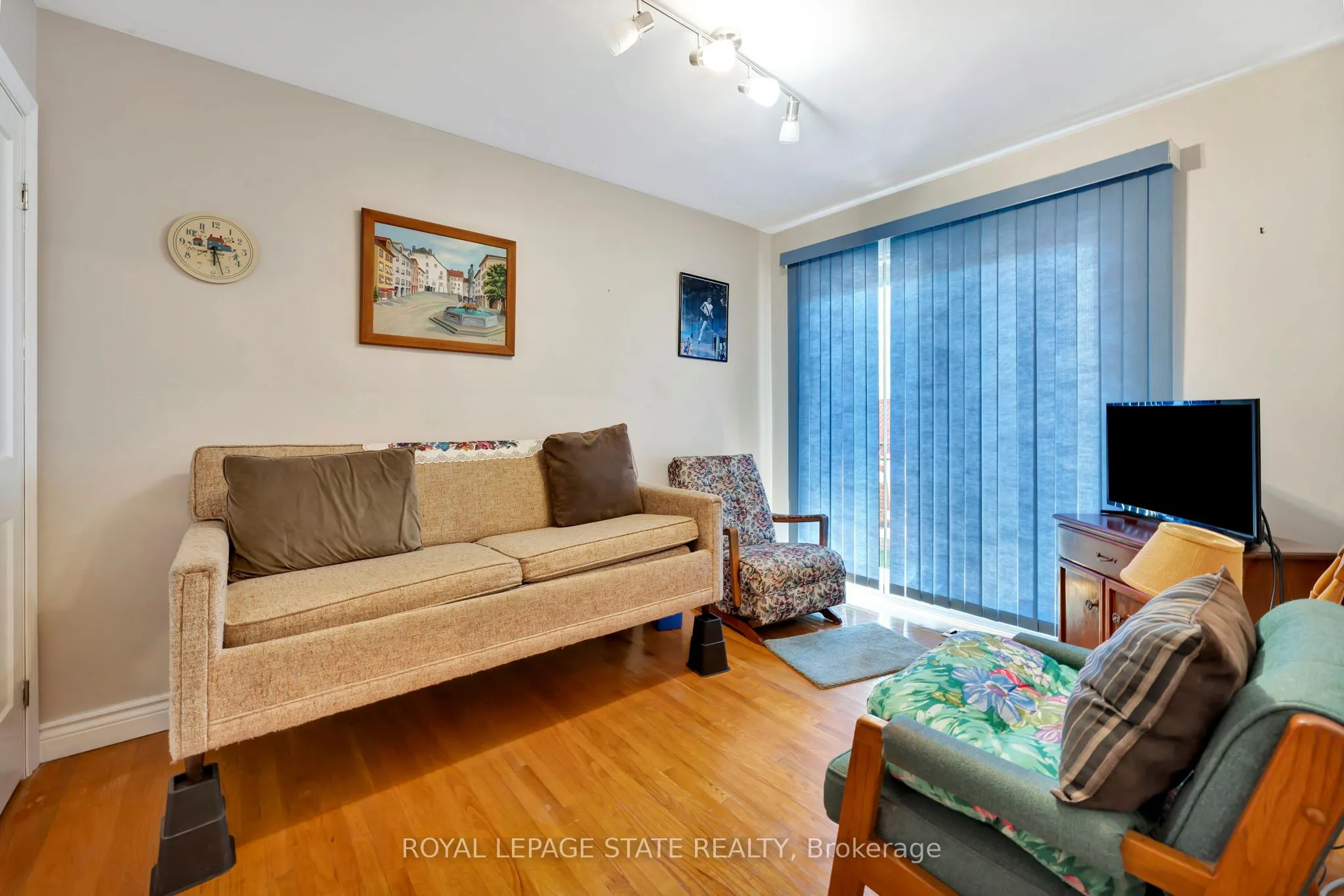 429 Norrie Crescent