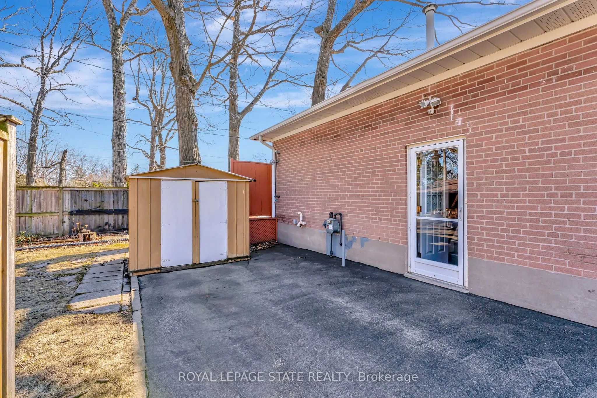 429 Norrie Crescent