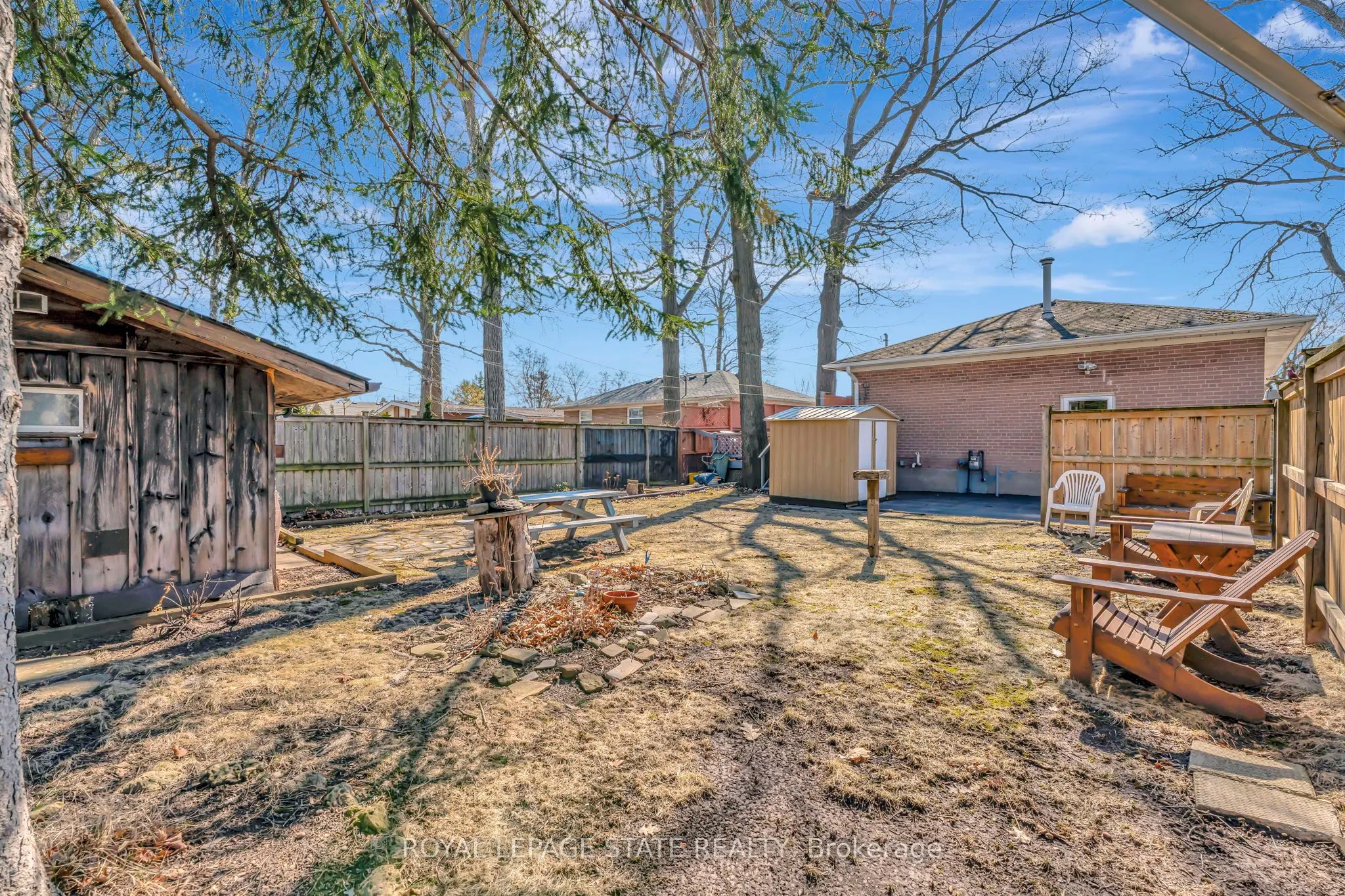 429 Norrie Crescent