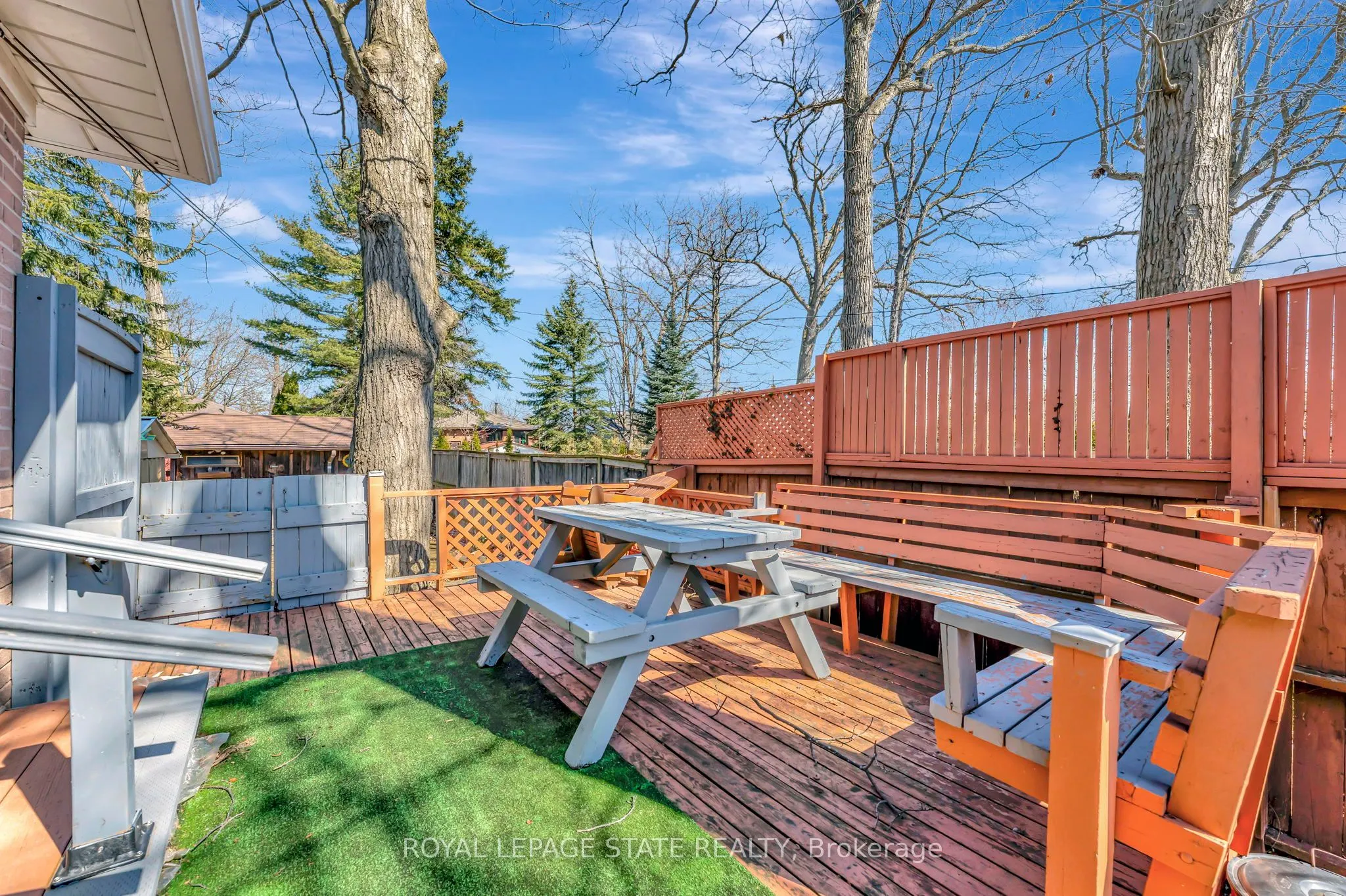 429 Norrie Crescent