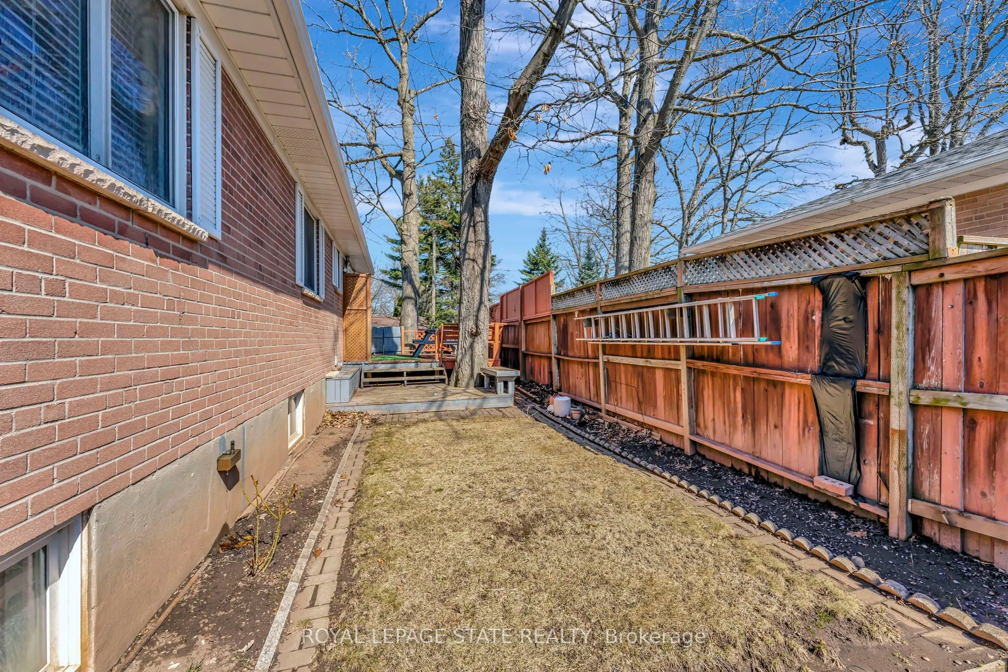 429 Norrie Crescent
