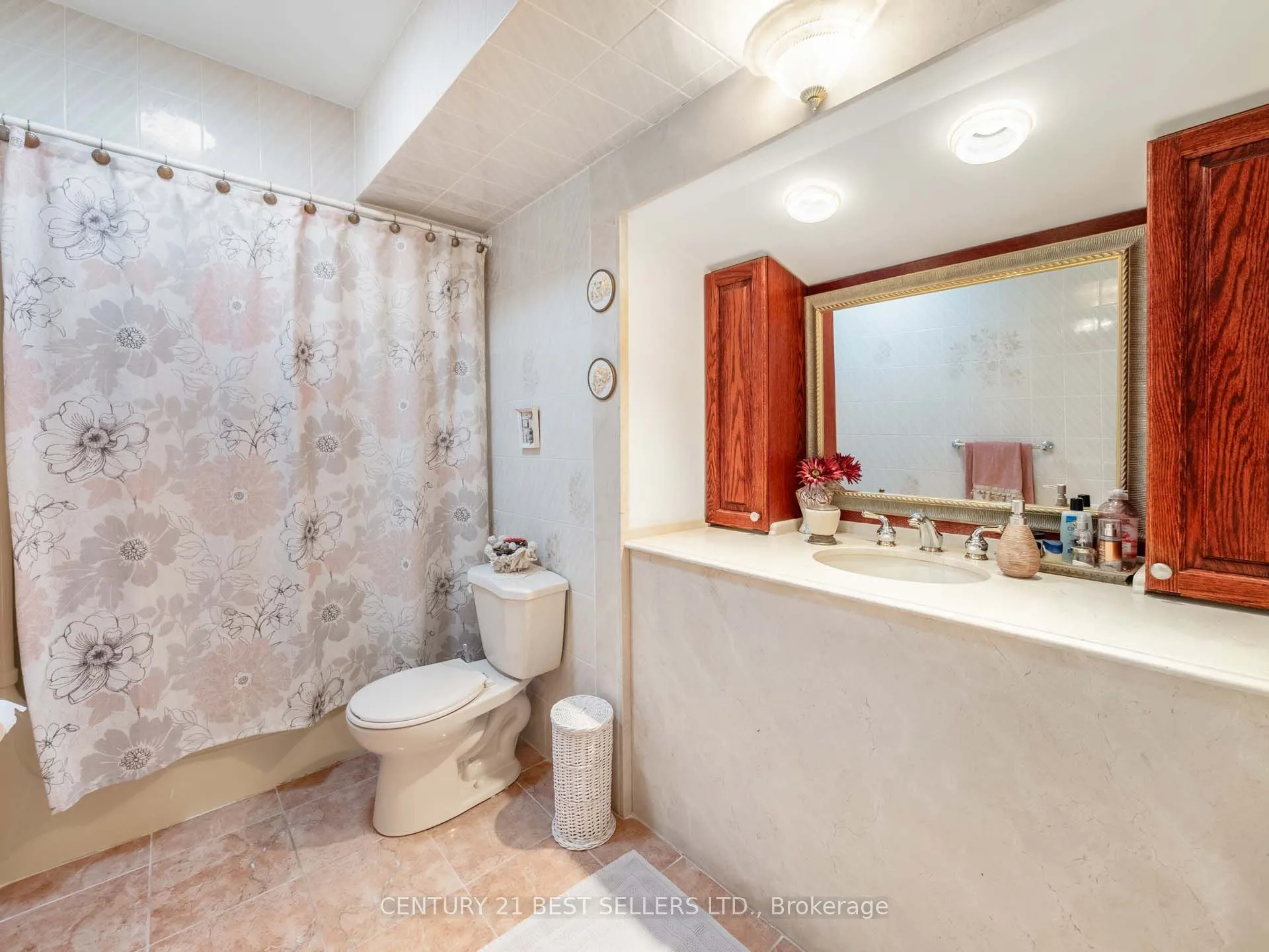 15 Blackthorn Lane