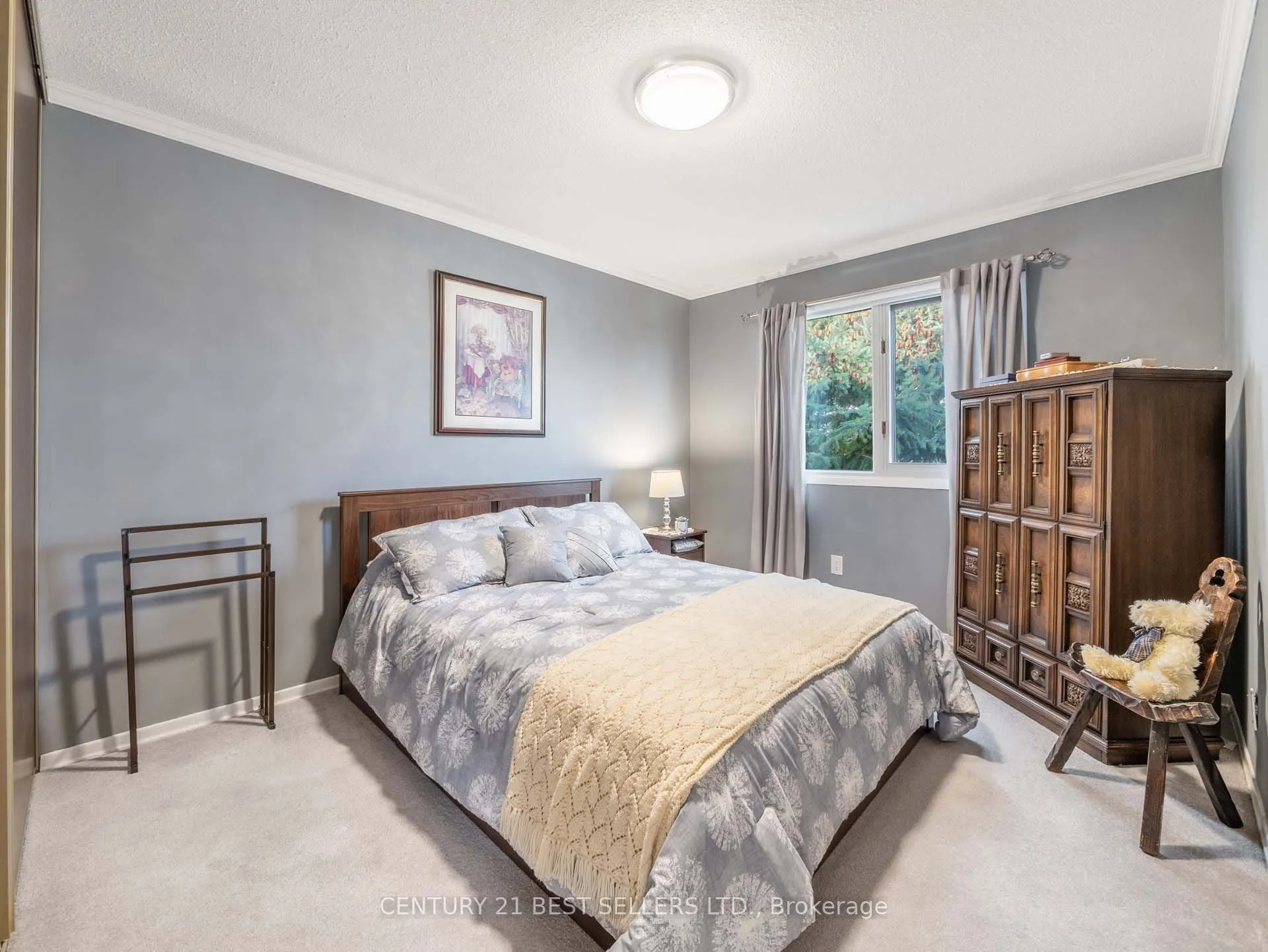 15 Blackthorn Lane