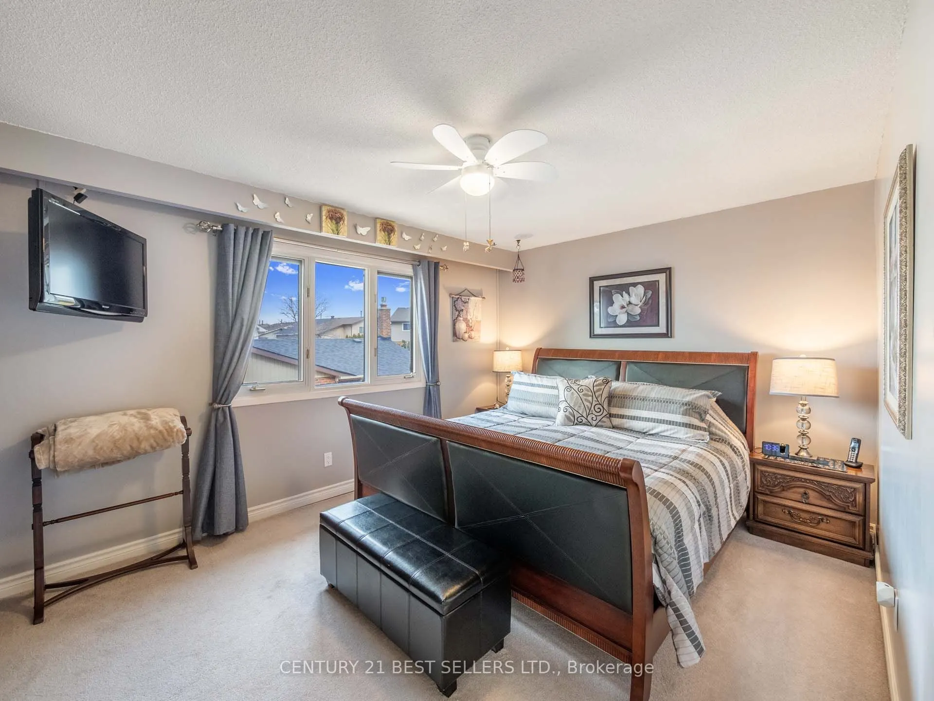 15 Blackthorn Lane