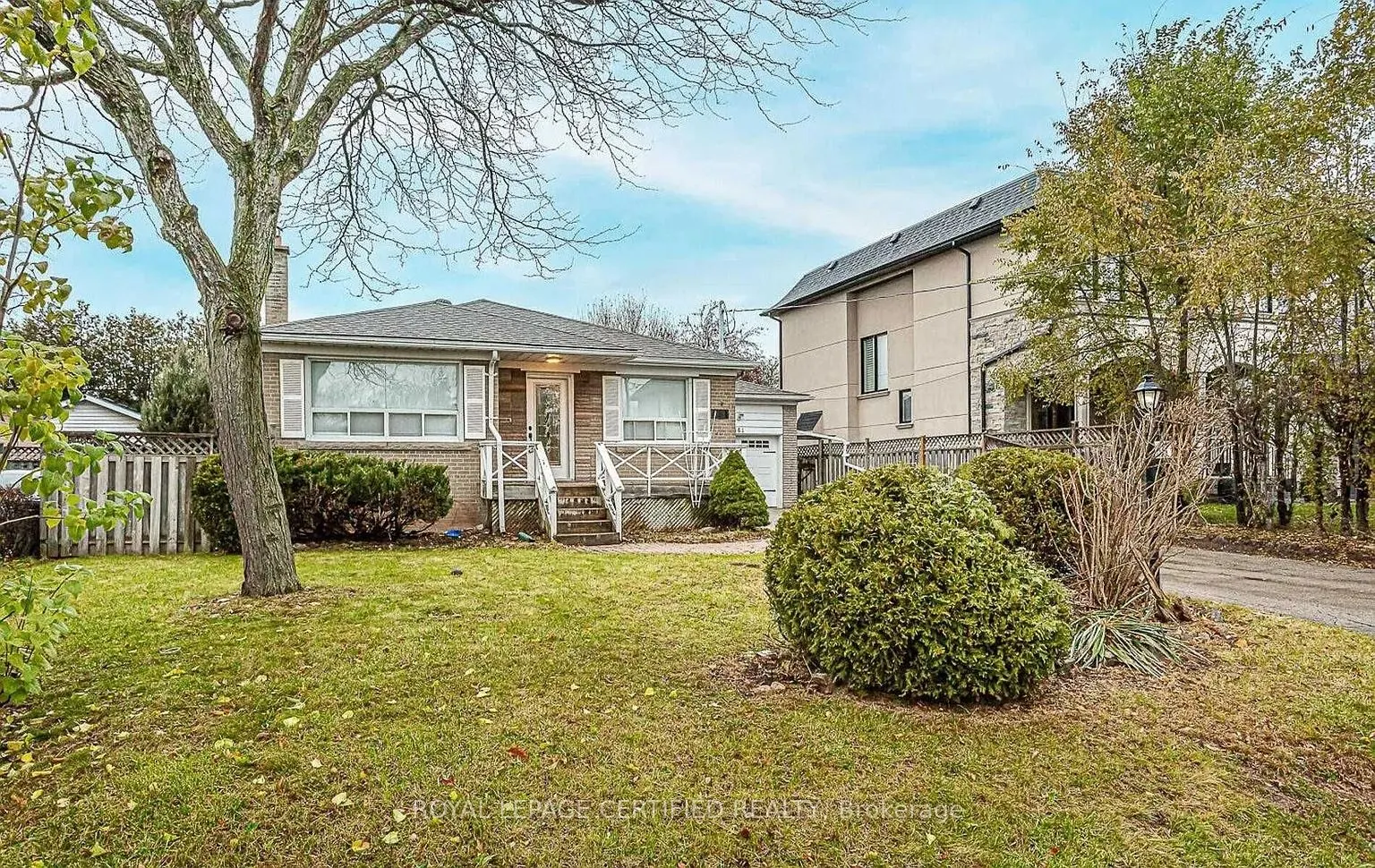 481 Sandmere (Upper) Place