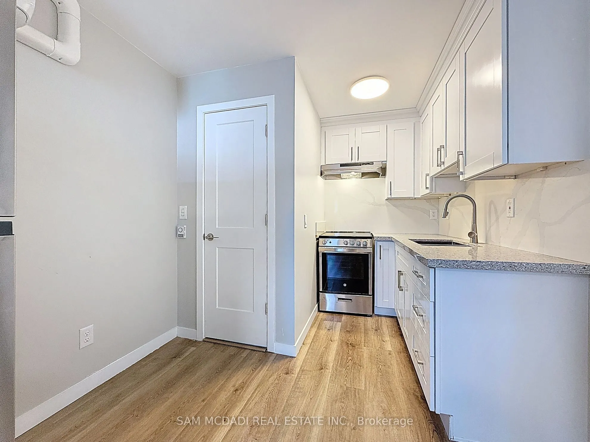 564 St Clarens Avenue, #Laneway