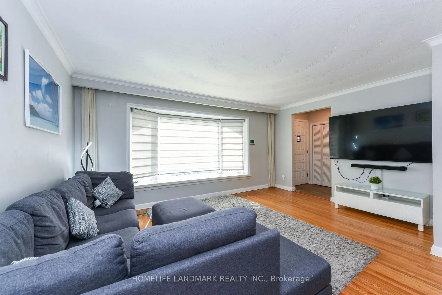 19 Belgate Place