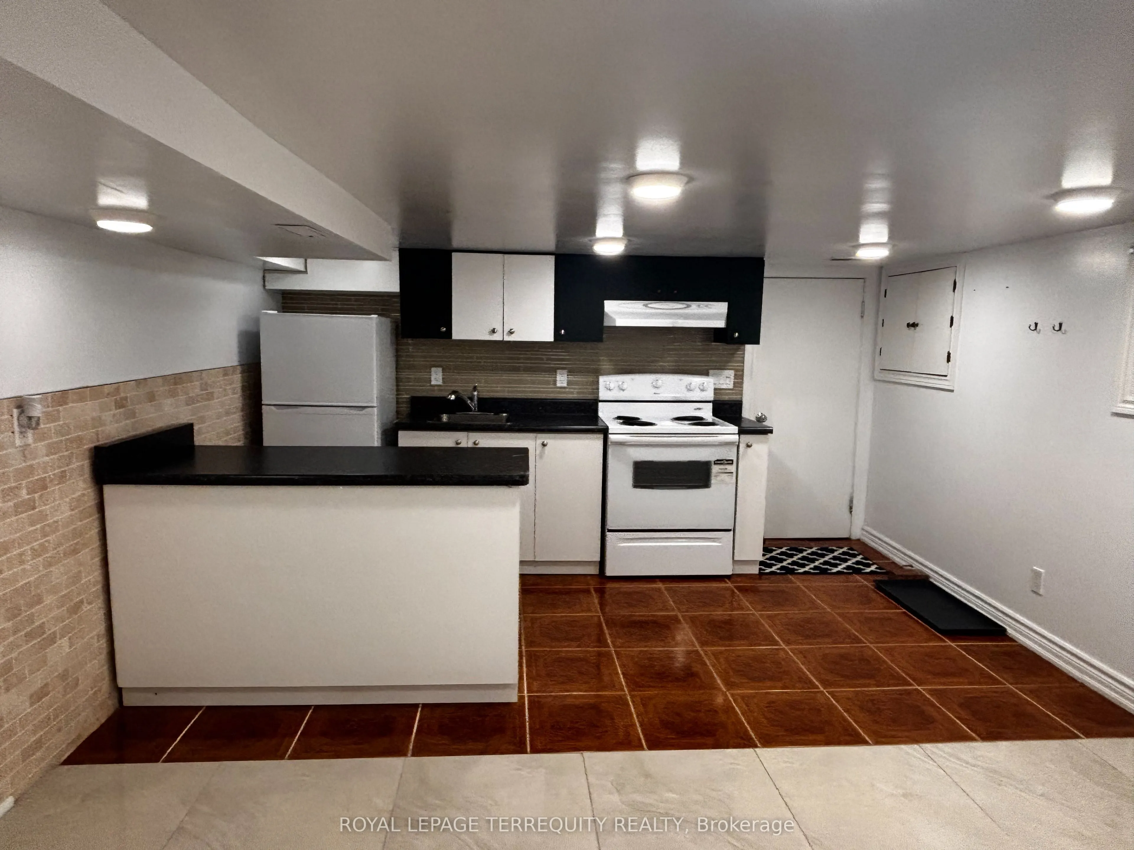433 Symington Avenue, #Basement