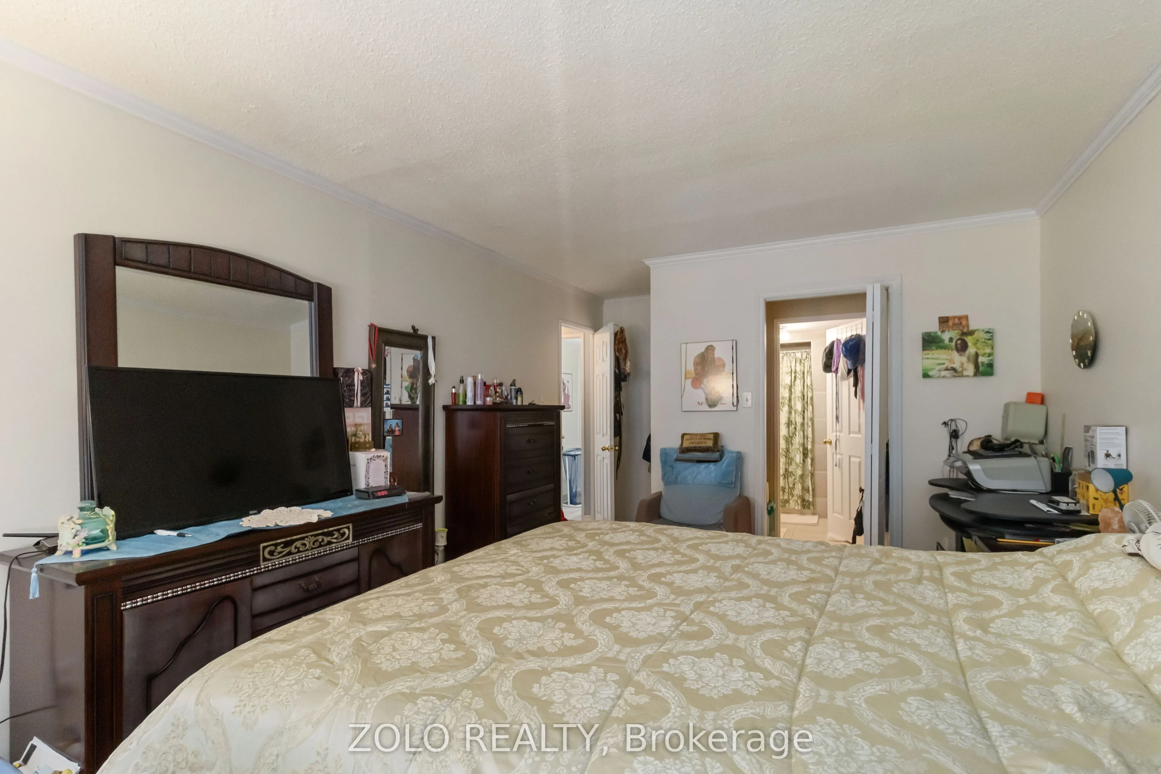 5 Lisa Street, #1601