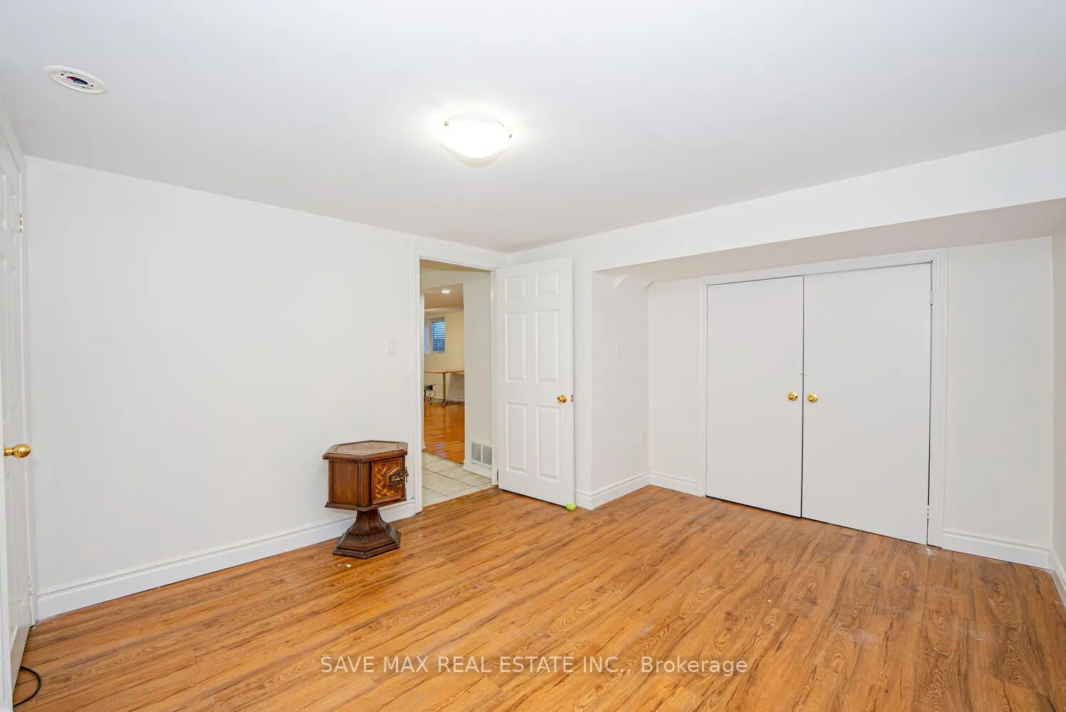 24 Evesham Crescent