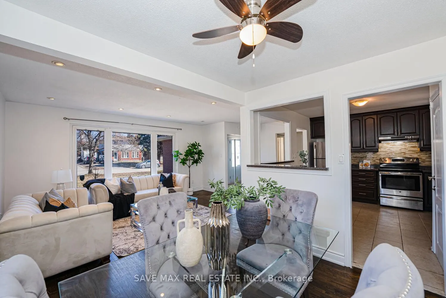 24 Evesham Crescent