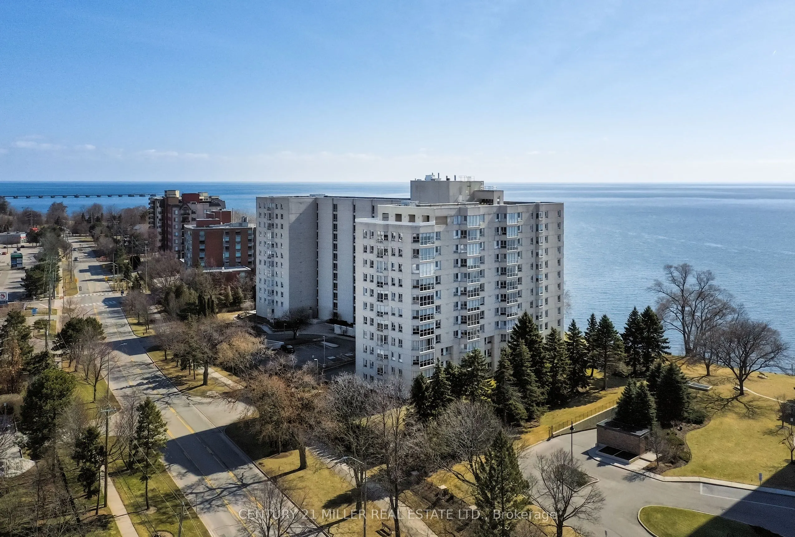 5280 Lakeshore Road, #902