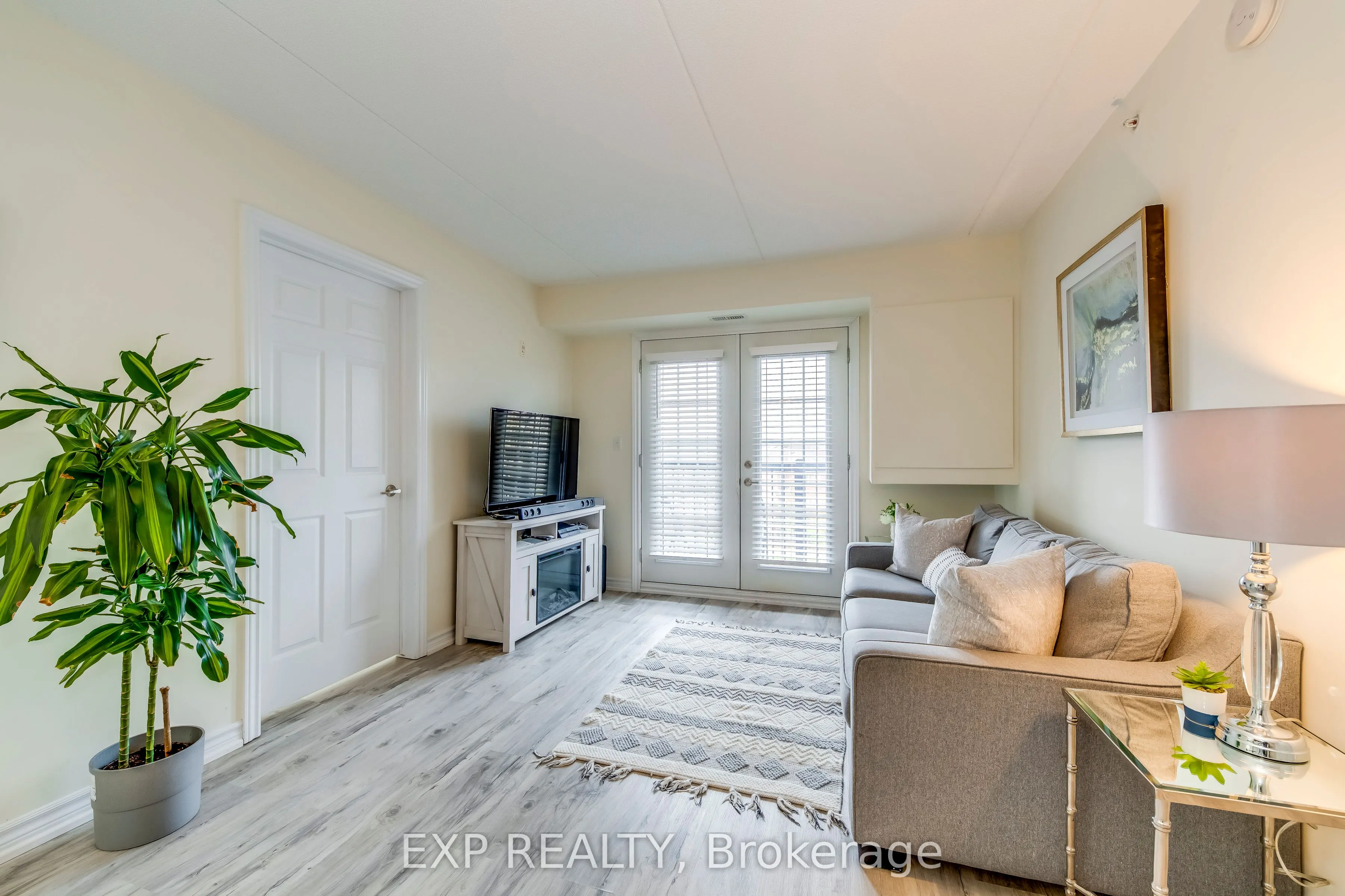 1380 Main Street E, #309