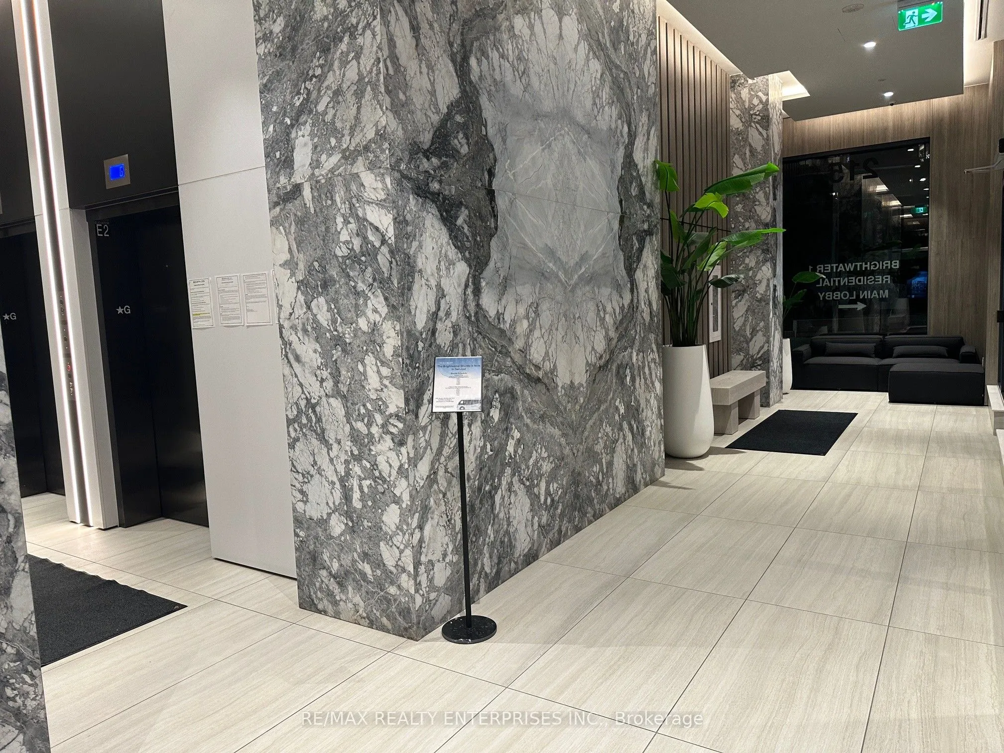 215 Lakeshore Road W, #345