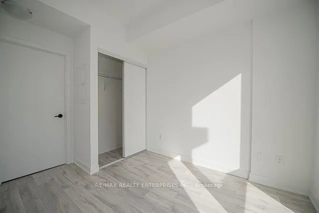215 Lakeshore Road W, #345