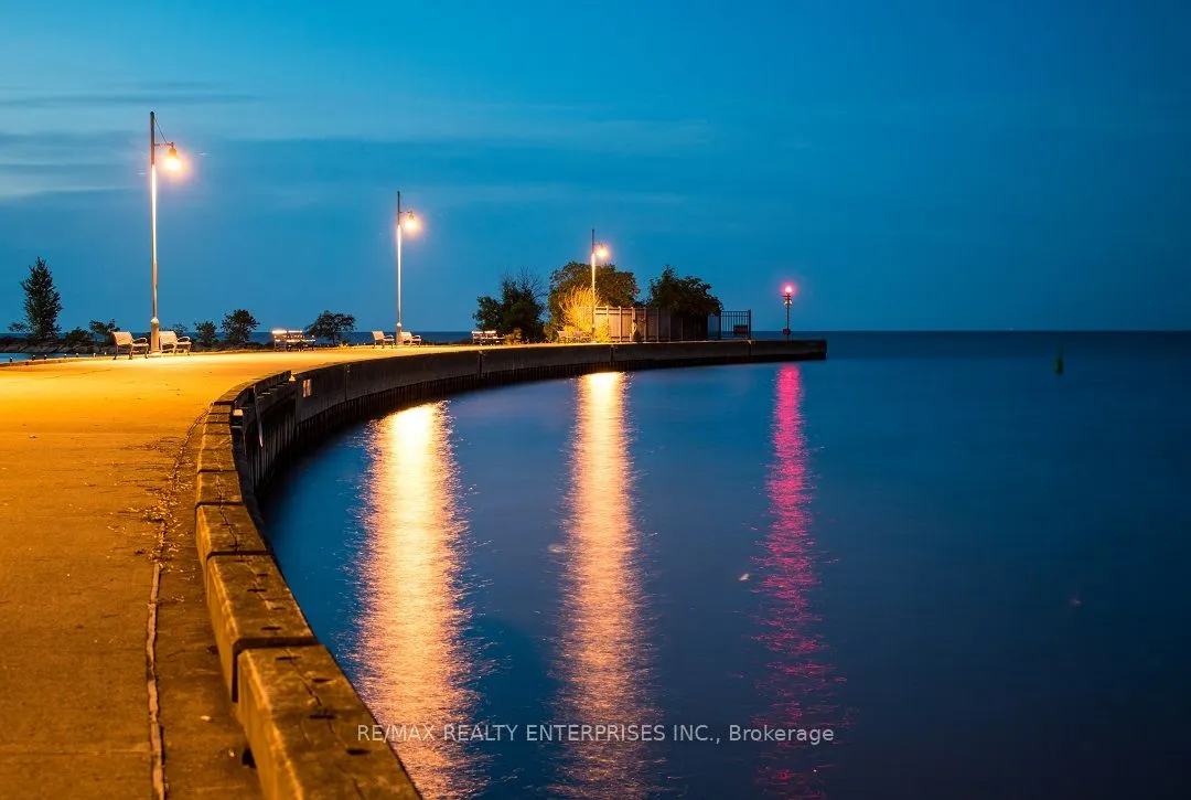215 Lakeshore Road W, #345