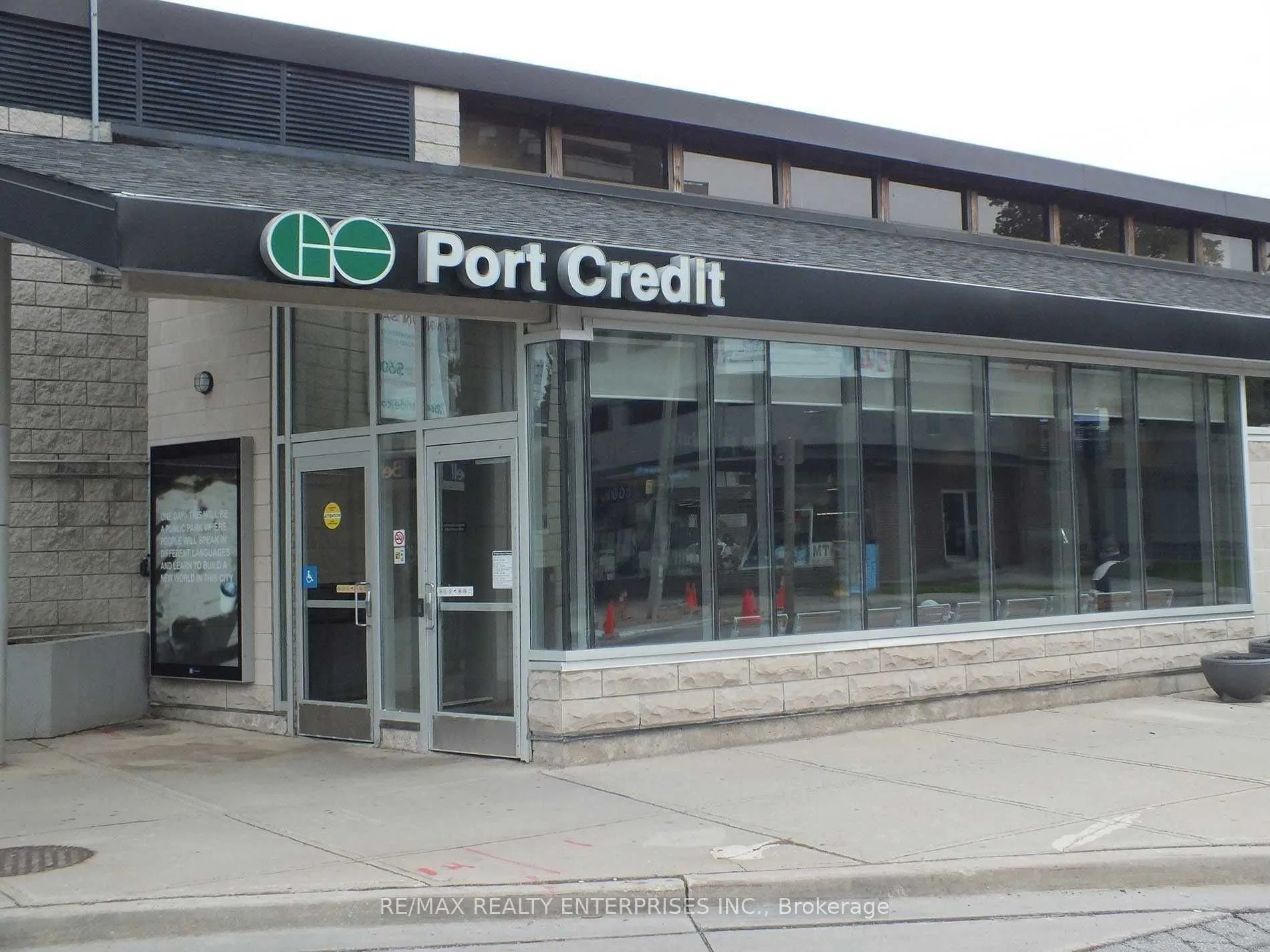 215 Lakeshore Road W, #345