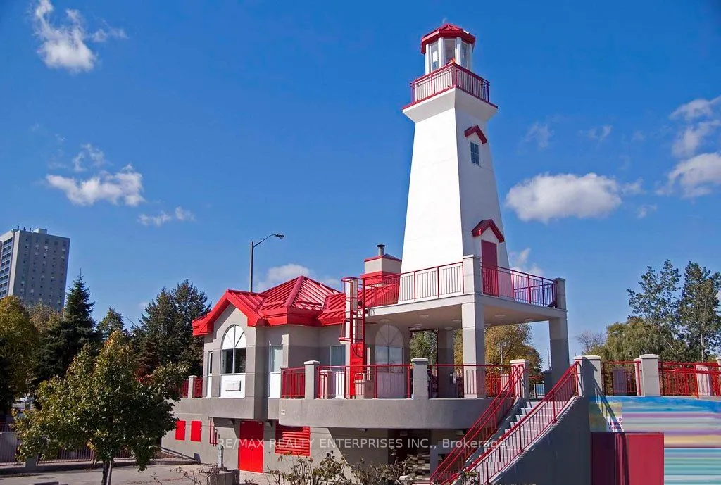 215 Lakeshore Road W, #345