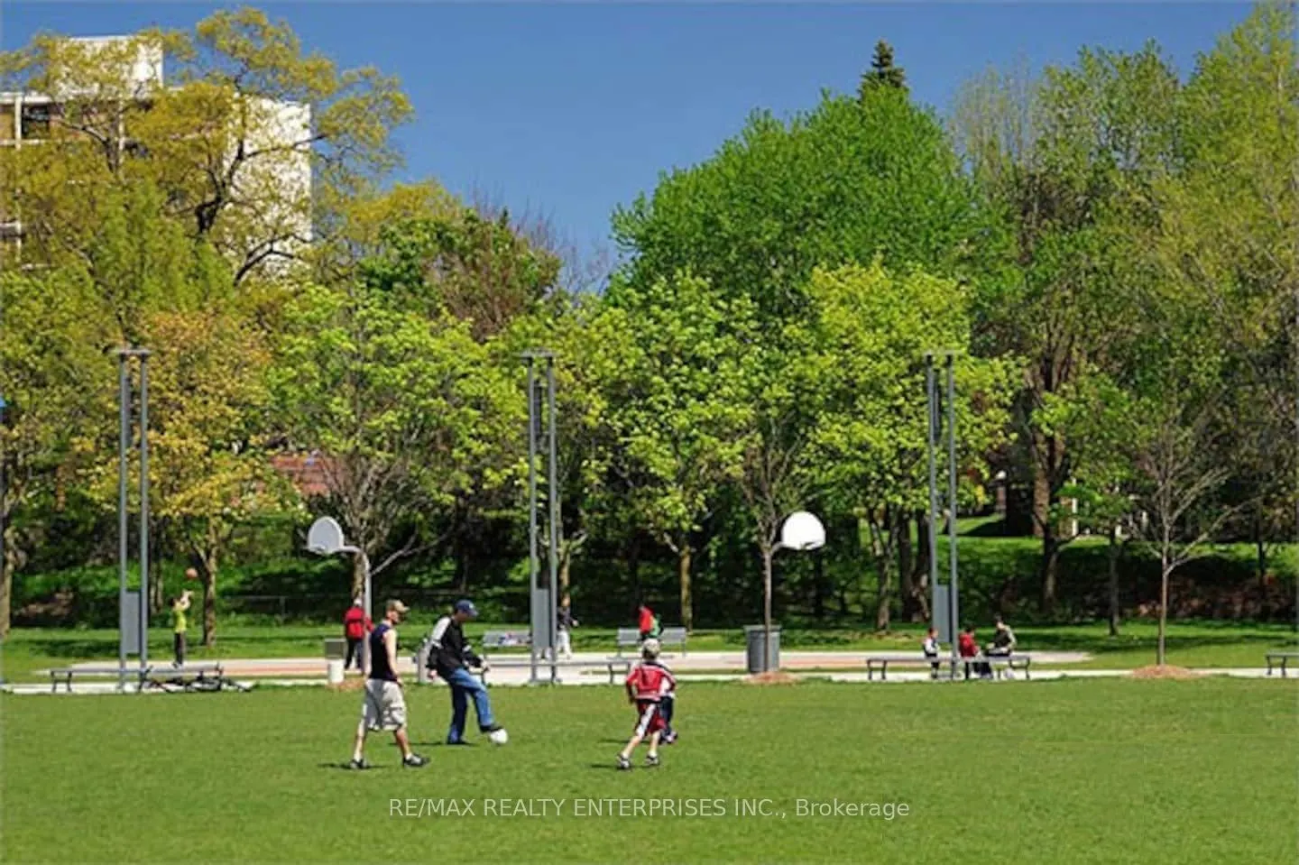 215 Lakeshore Road W, #345