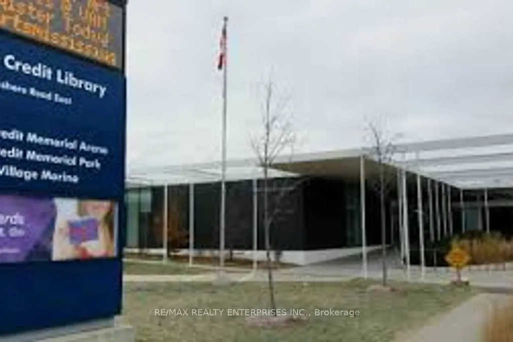 215 Lakeshore Road W, #345