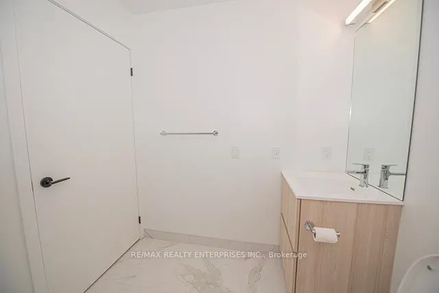 215 Lakeshore Road W, #345