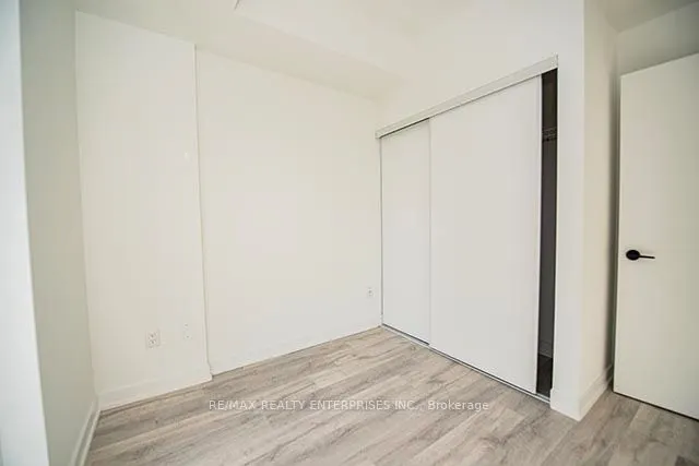 215 Lakeshore Road W, #345
