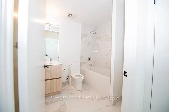 215 Lakeshore Road W, #345