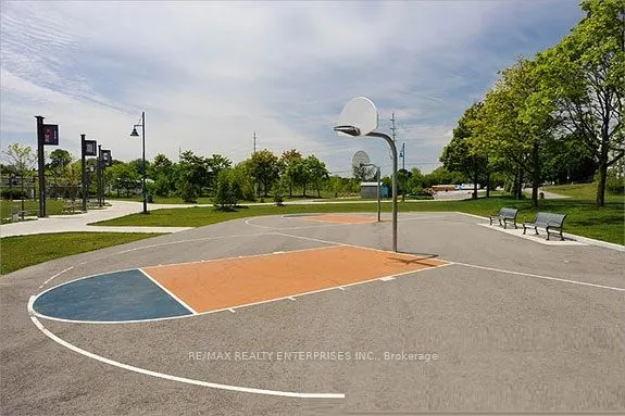 215 Lakeshore Road W, #345