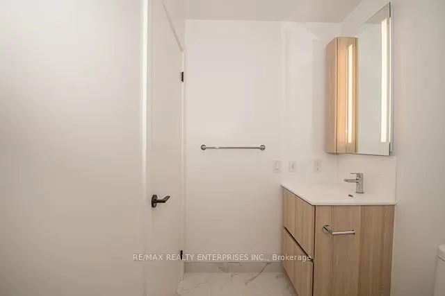 215 Lakeshore Road W, #345