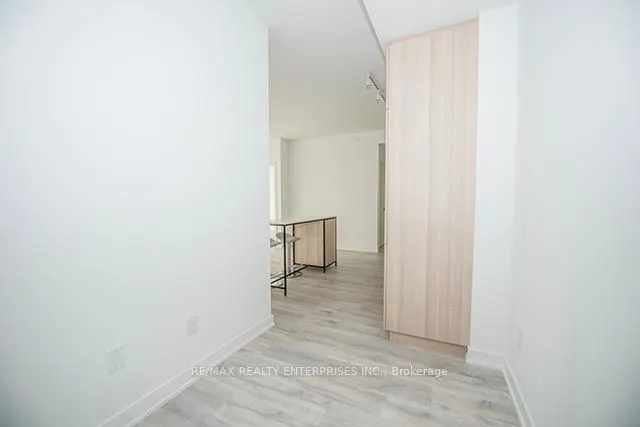 215 Lakeshore Road W, #345