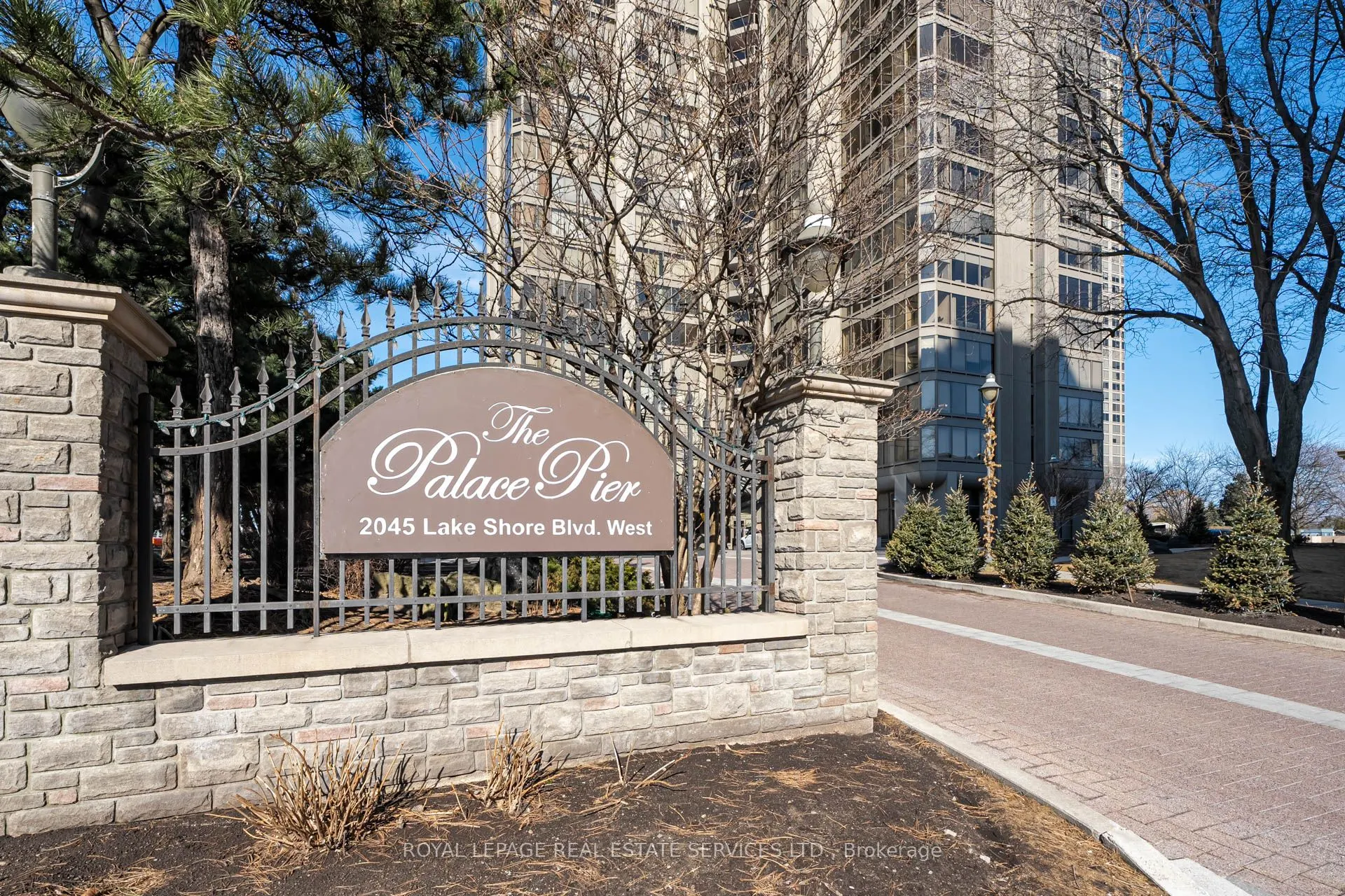 2045 Lake Shore Boulevard W, #4404