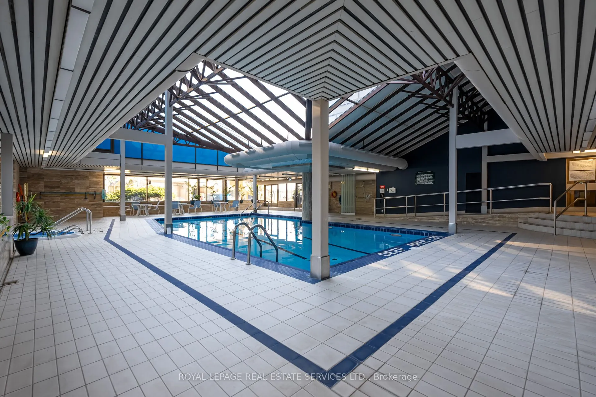 2045 Lake Shore Boulevard W, #4404