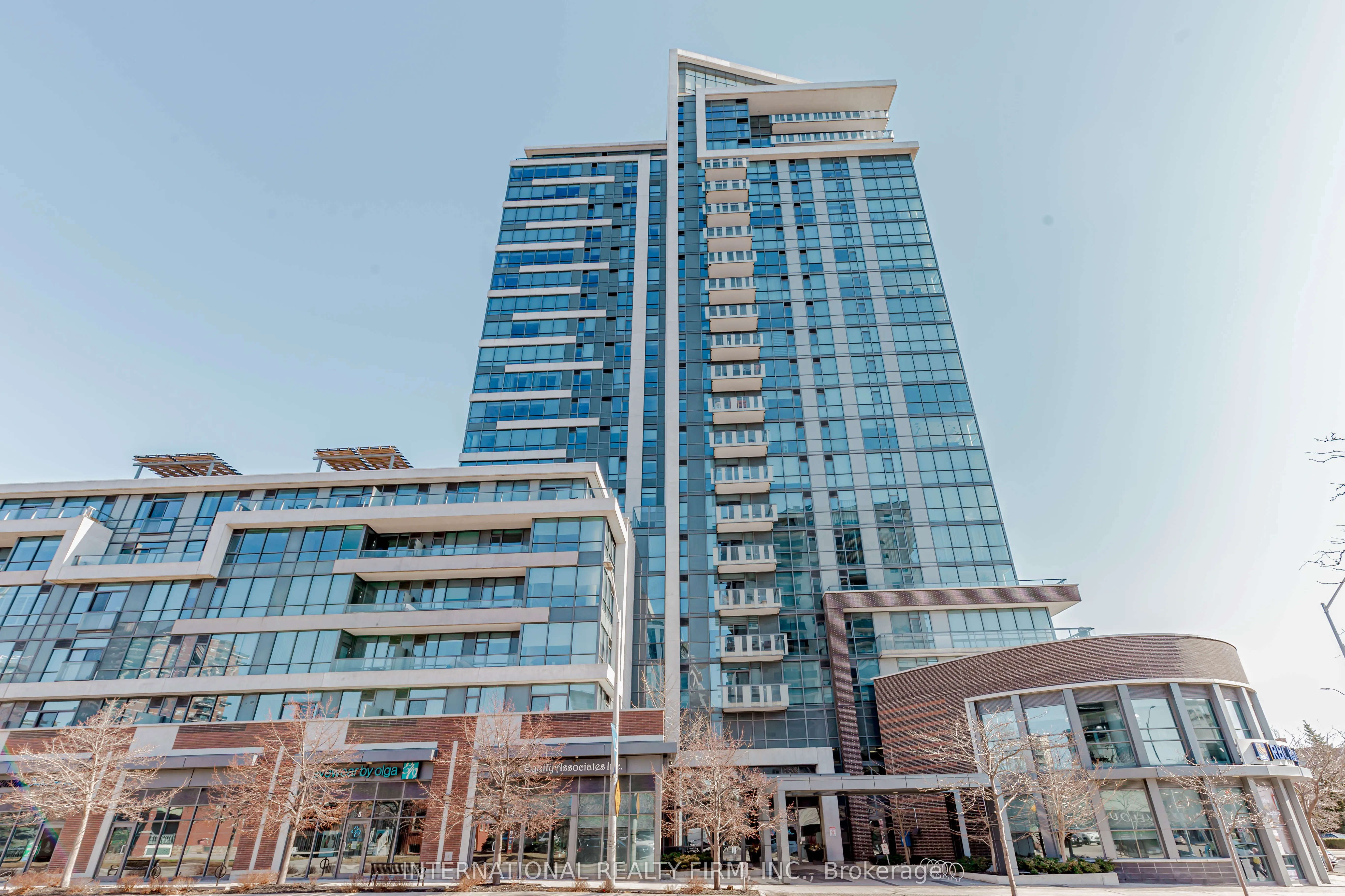 1 Hurontario Street, #211