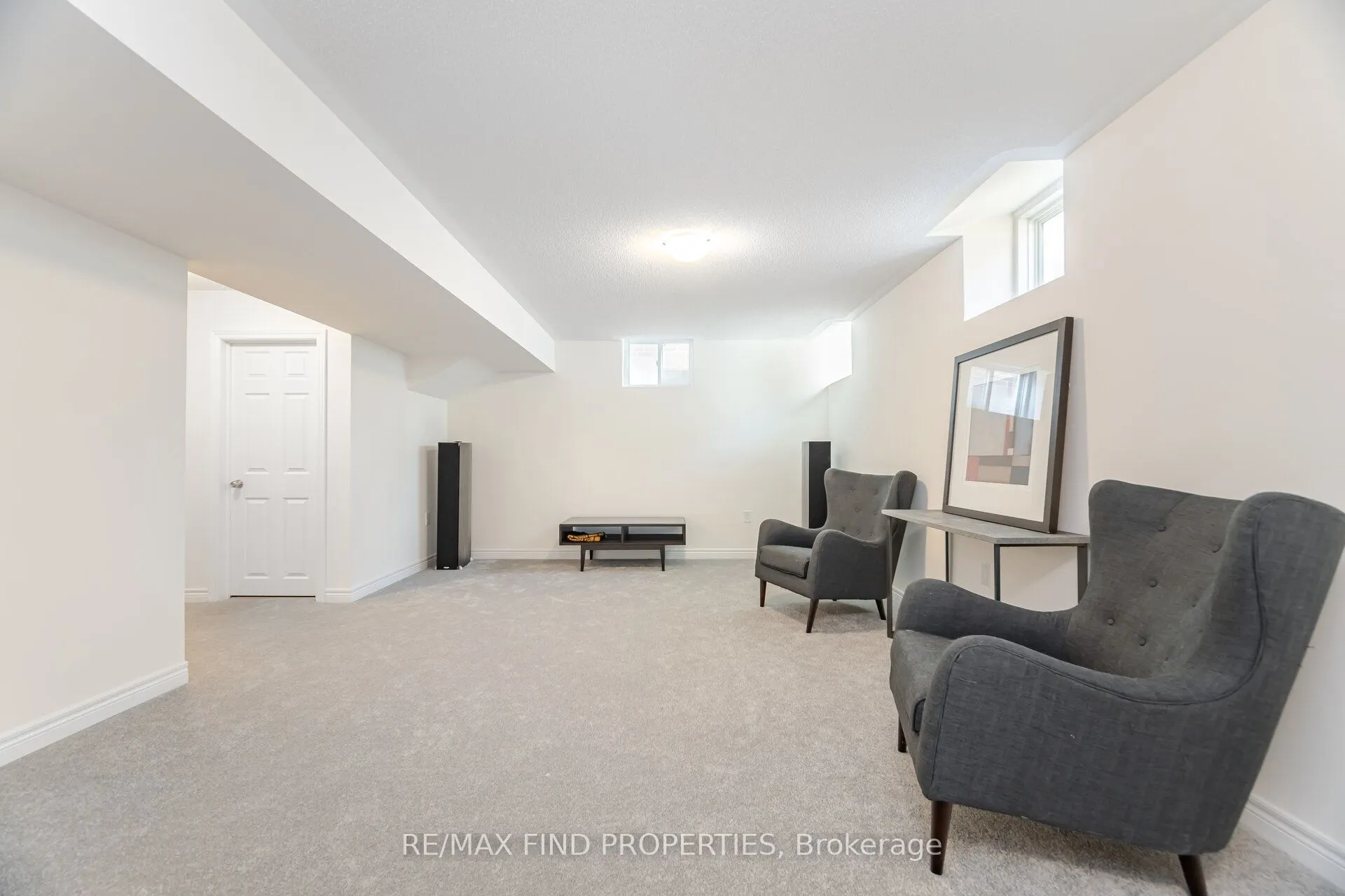 3909 Koenig Road
