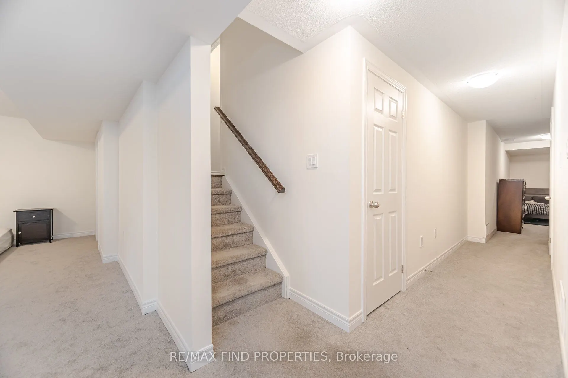 3909 Koenig Road
