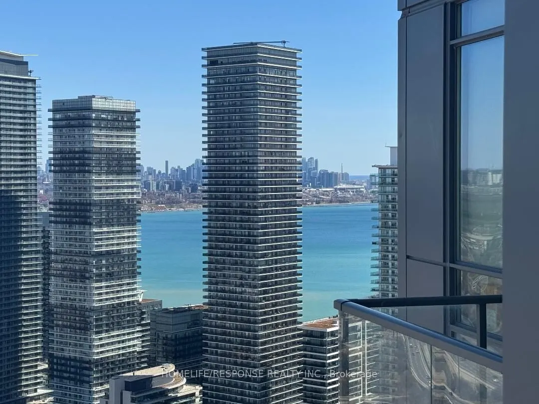 36 PARKLAWN Road, #4208