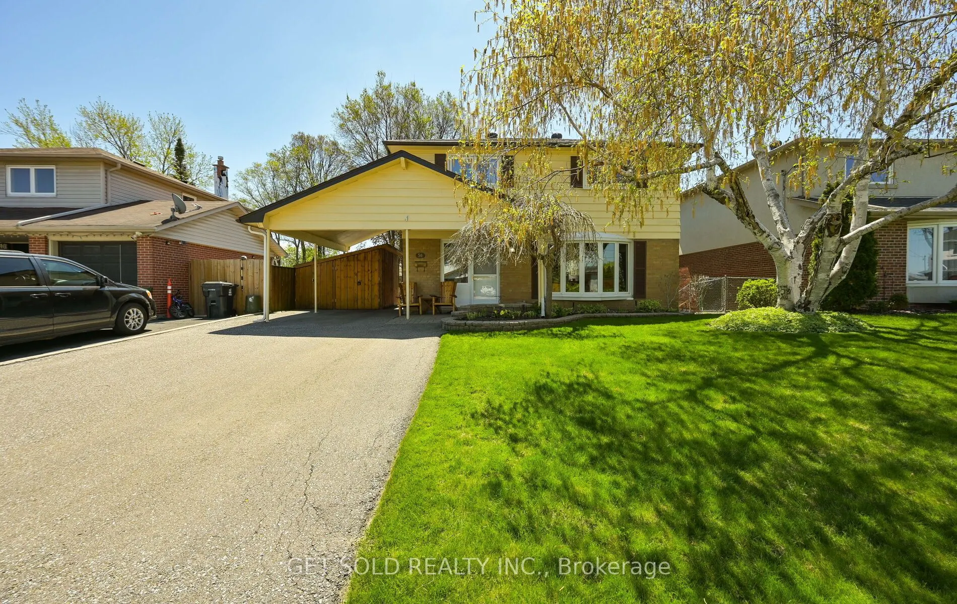 50 Ringway Crescent