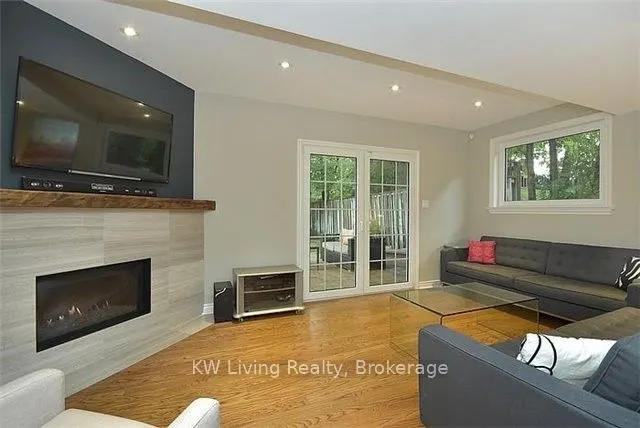 6 Hillavon Drive