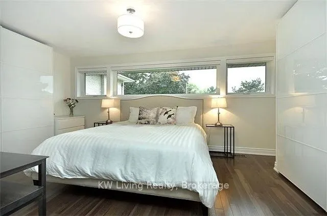 6 Hillavon Drive