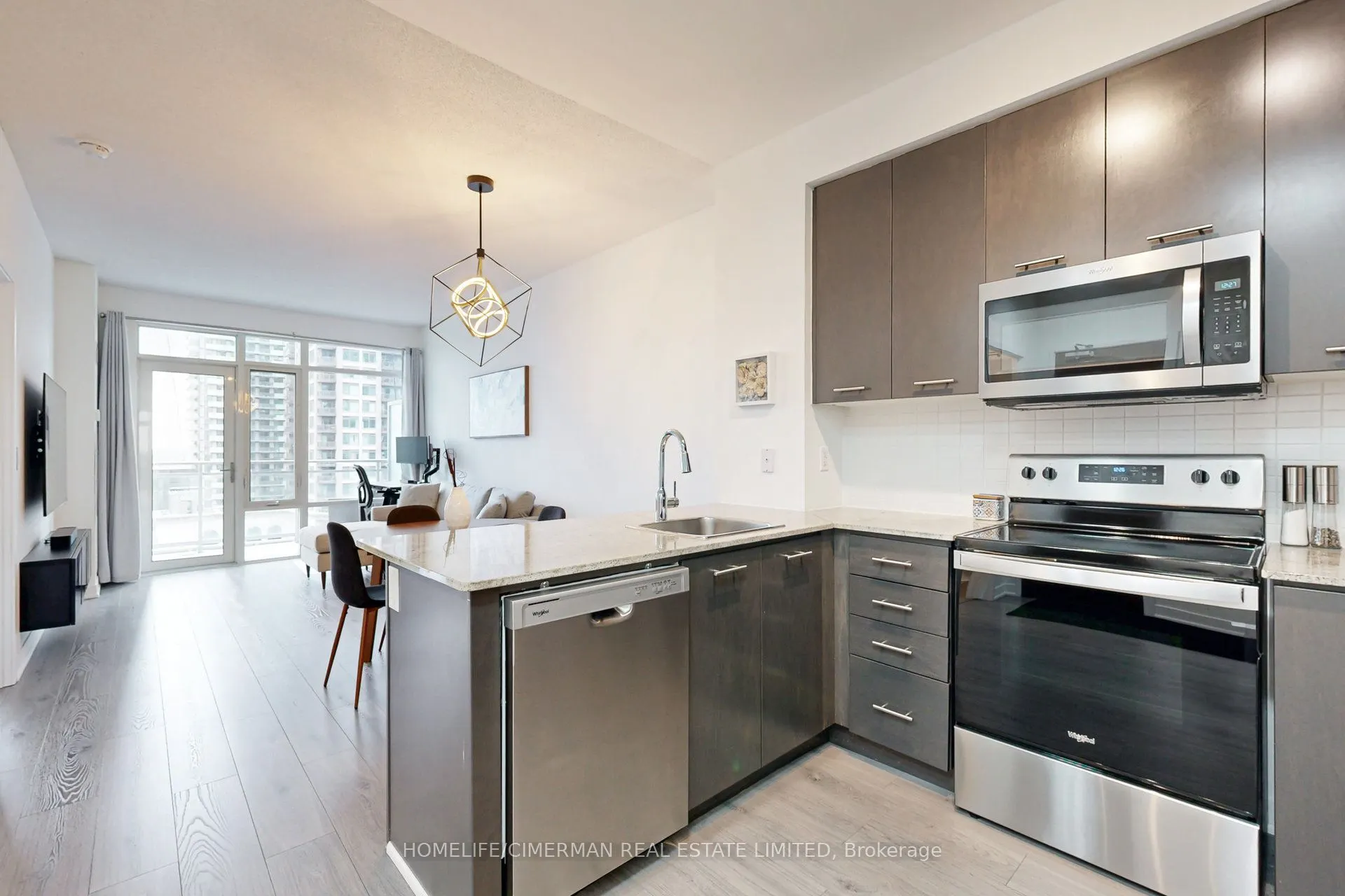 365 Prince Of Wales Drive, #1306