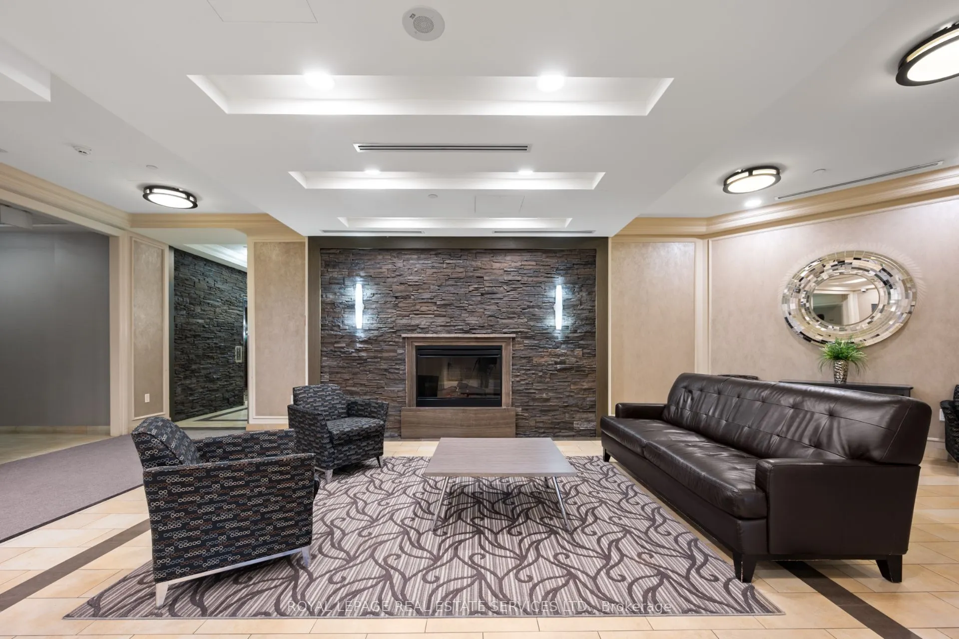 60 Heintzman Street #834