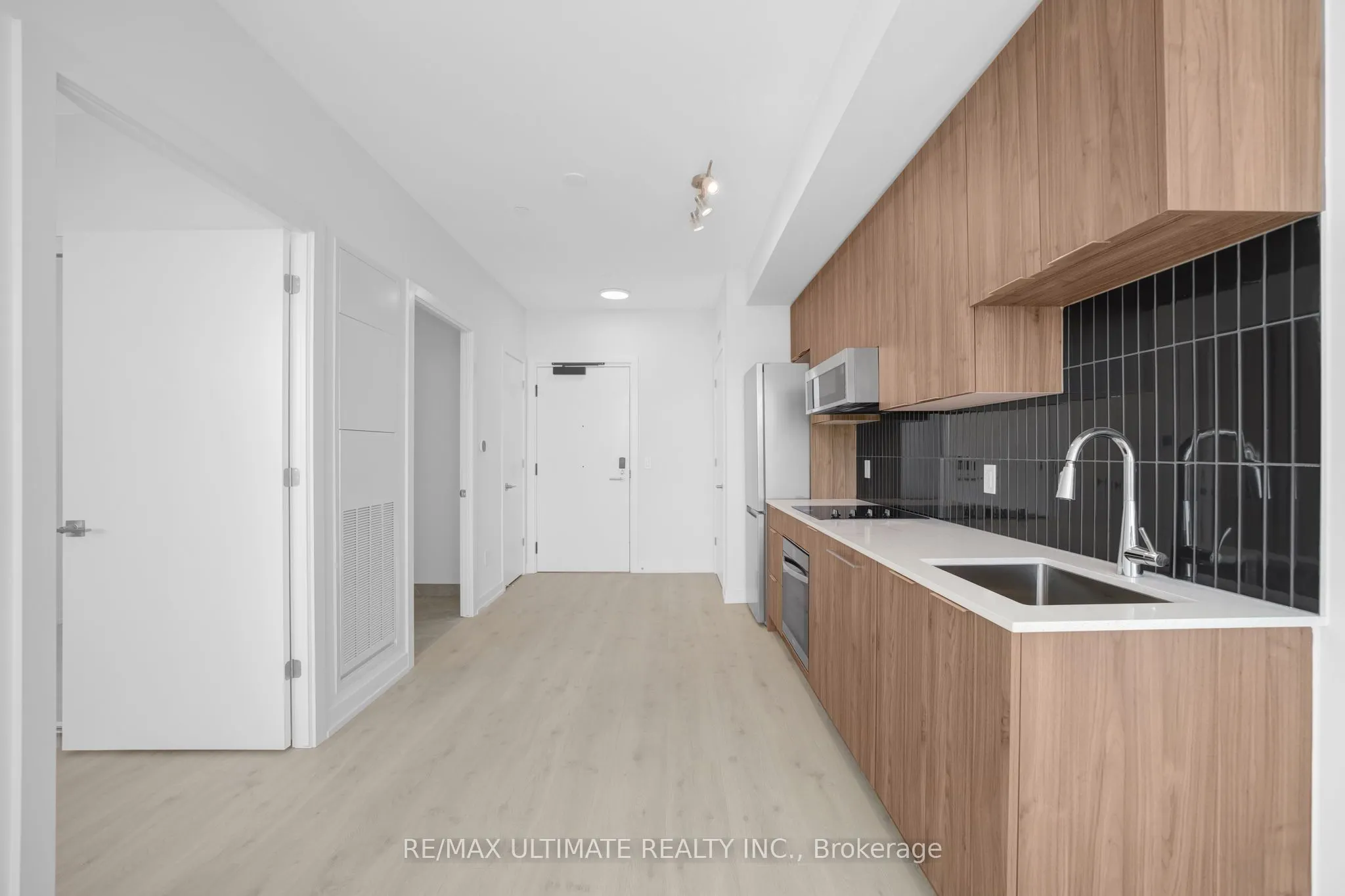 2501 Saw Whet Boulevard, #612