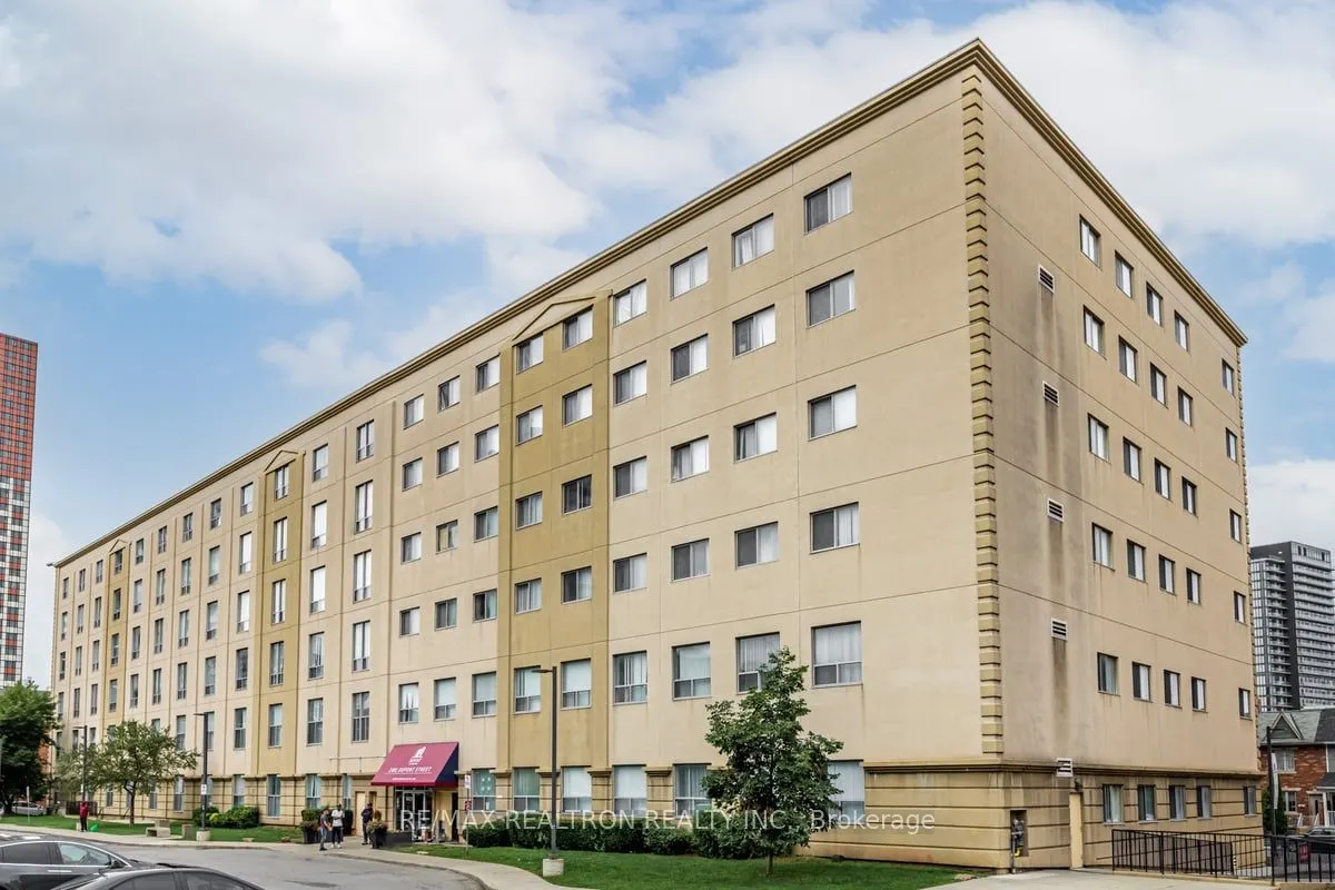 1401 Dupont Street, #225
