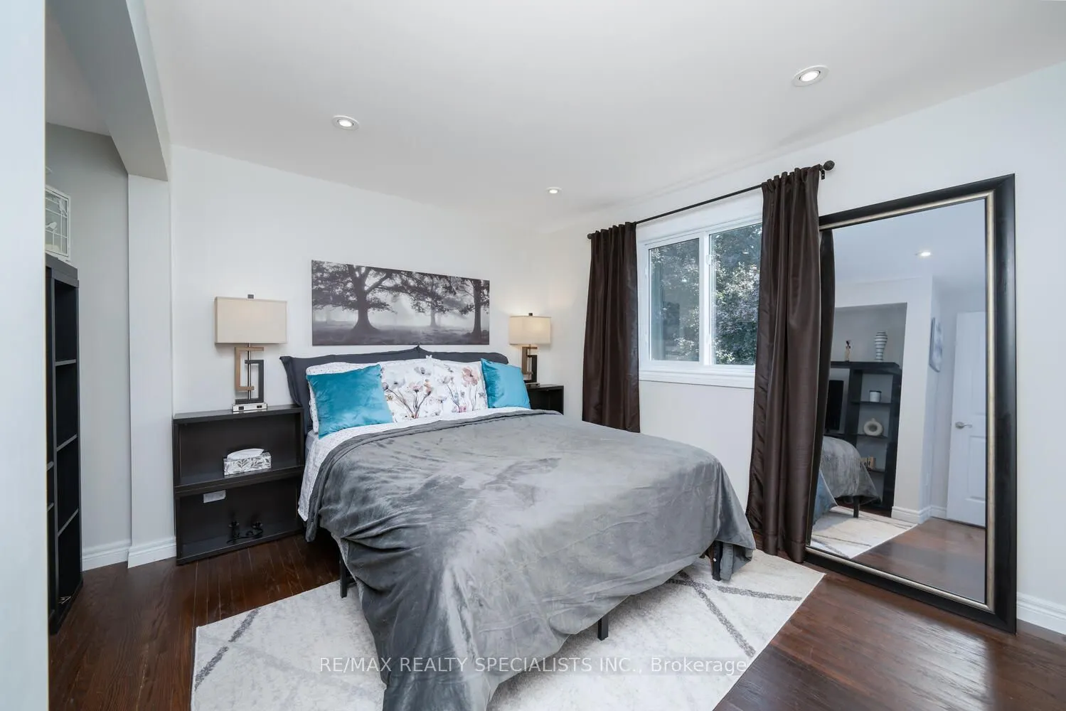 18 Fagan Drive